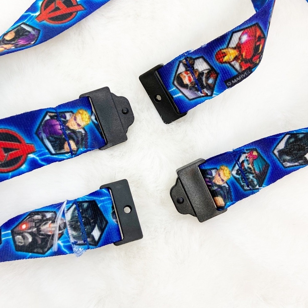 Lot of 2 Avengers Breakaway Lanyard ID Badge Super Heros Stocking Stuffer - Picture 4 of 4